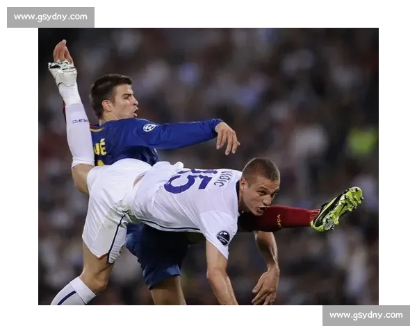 内维尔锐评英超:利物浦似当年曼联,曼城引援质量下滑 内维尔锐评英超:利物浦似当年曼联,曼城引援质量下滑